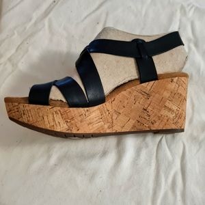 Clarks Women's Caslynn Cheryl Black Wedge Sandal NEVER WORN 9 1/2